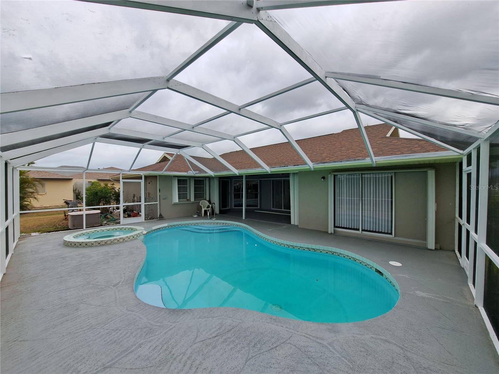 26 CLINTWOOD AVE, Englewood, FL 34223