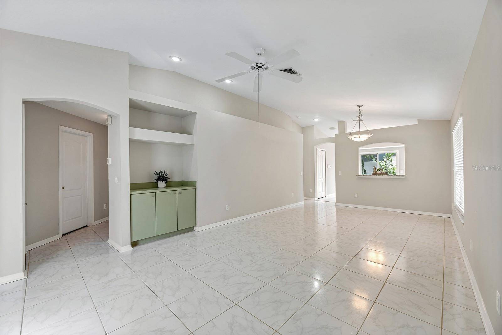 8309 QUARTER HORSE DR, Riverview, FL 33578