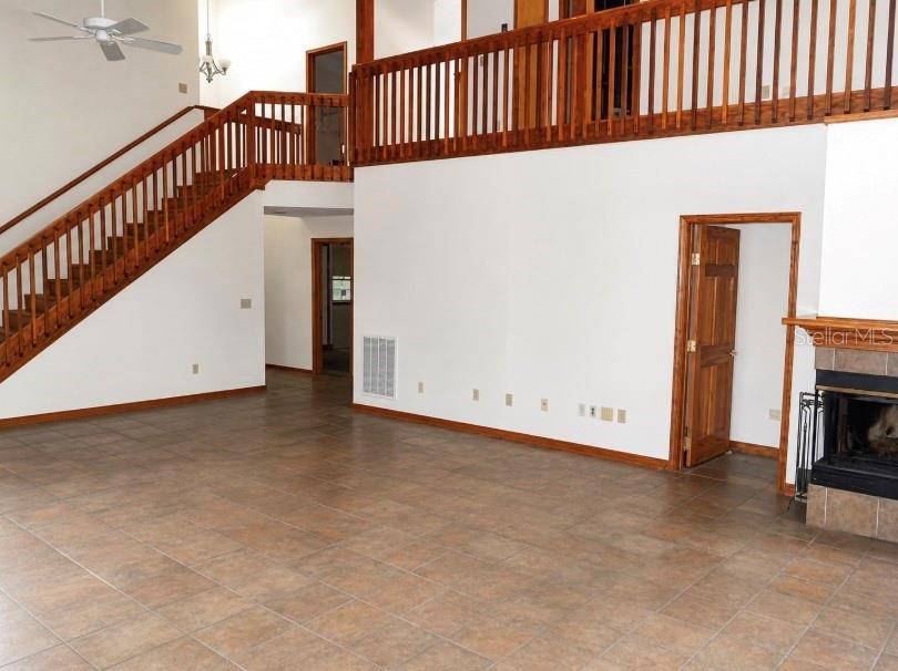 1485 KINGSLAKE DR, Cantonment, FL 32533