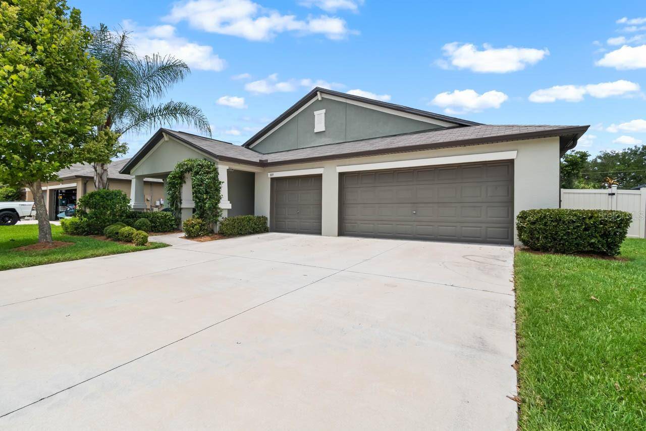 809 TIMELESS MOSS DR, Ruskin, FL 33570