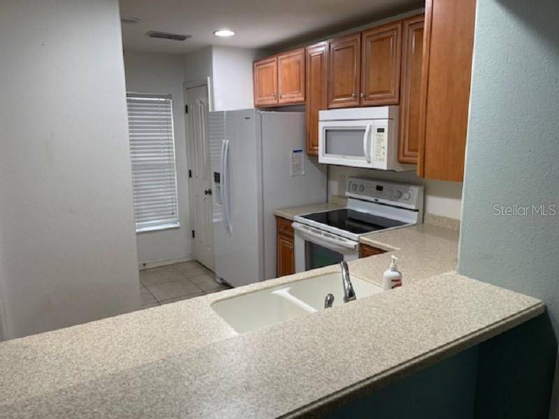 1983 SEARAY SHORE DR, Clearwater, FL 33763
