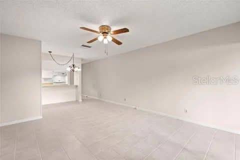 8608 LAKE ISLE DR, Temple Terrace, FL 33637