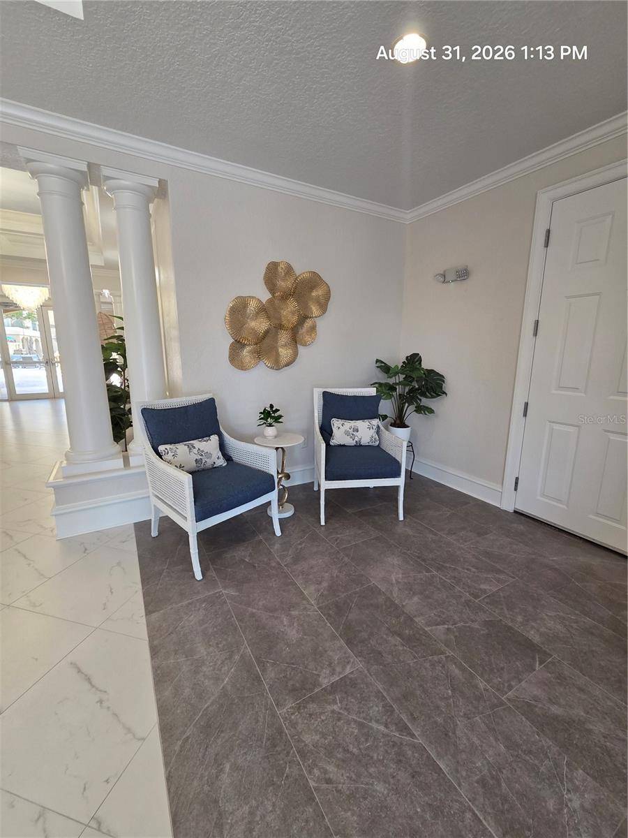 1064 N TAMIAMI TRL #1404, Sarasota, FL 34236