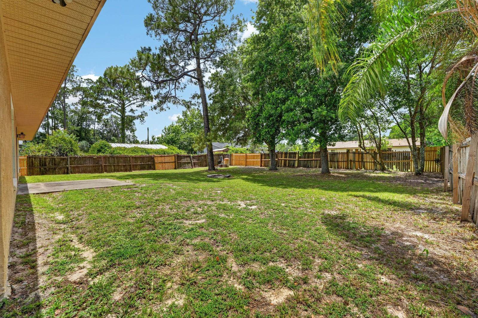 1520 3RD AVE, Deland, FL 32724