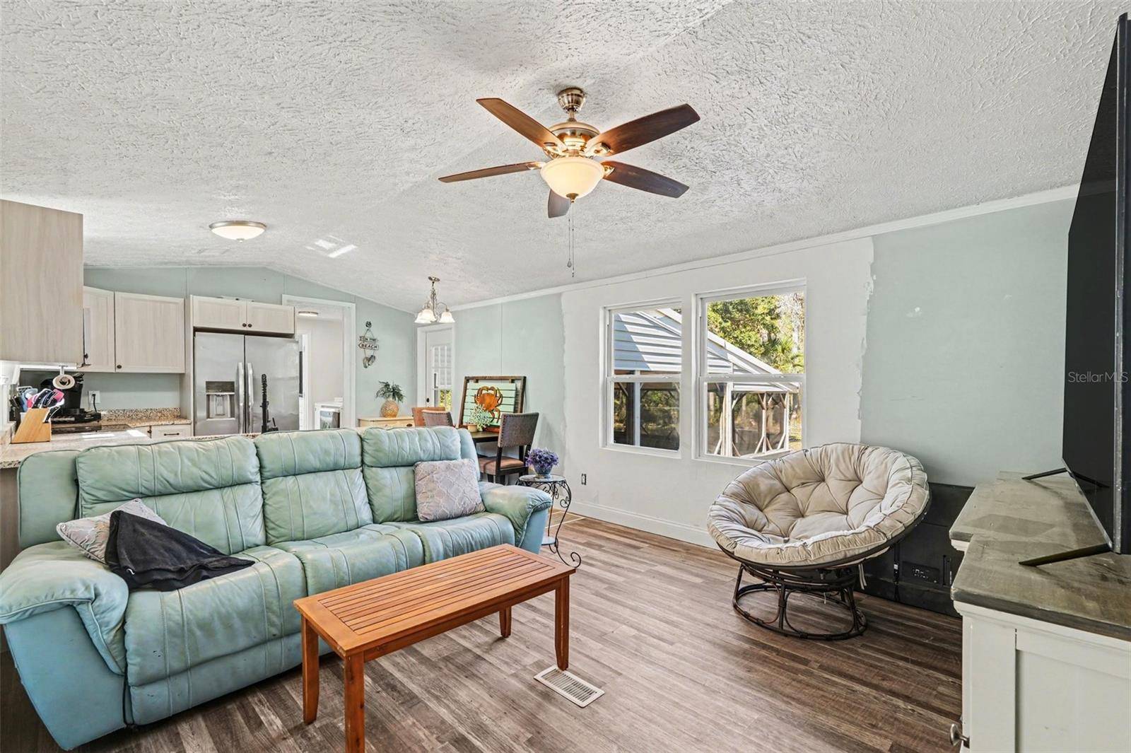 24421 TRESPASS TRL, Astor, FL 32102