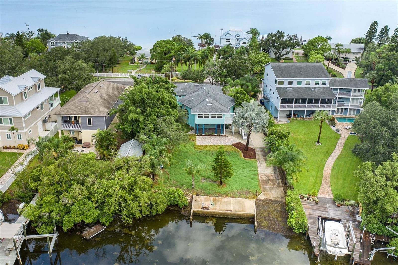2030 GULFVIEW DR, Holiday, FL 34691