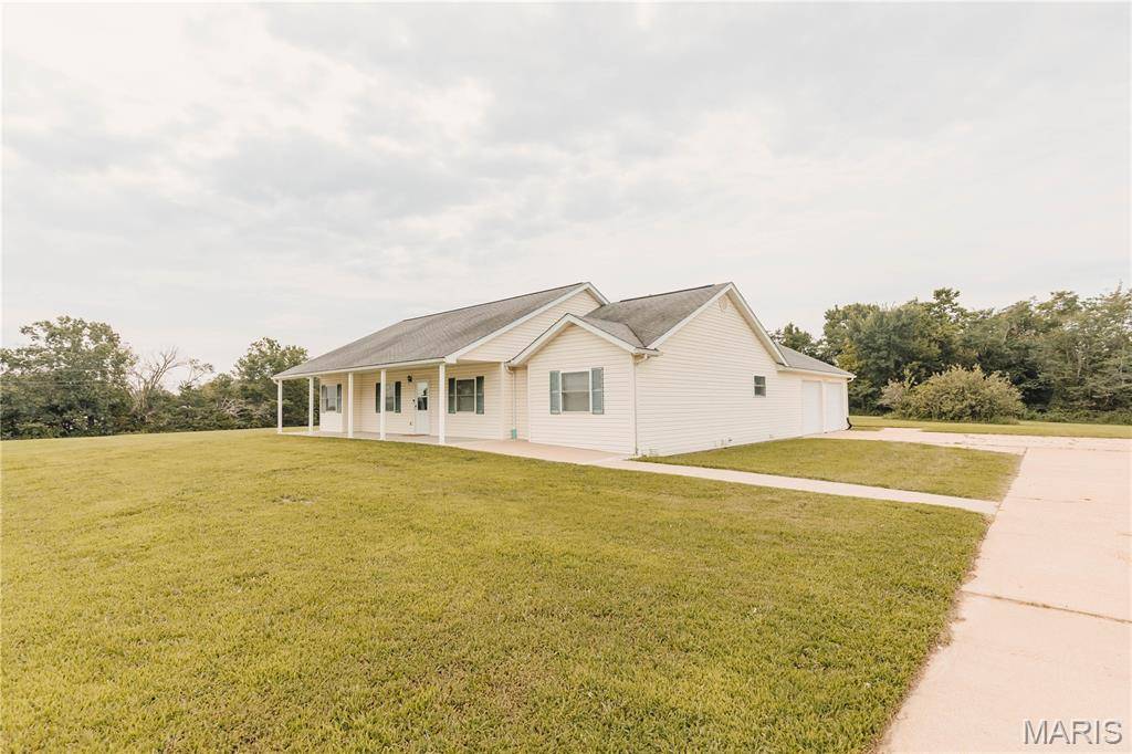12594 Highway D, Dixon, MO 65459