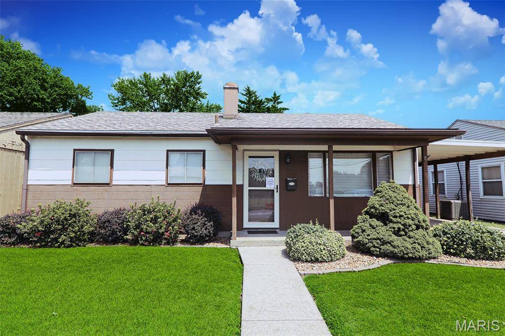 1921 Saint Clair AVE, Granite City, IL 62040