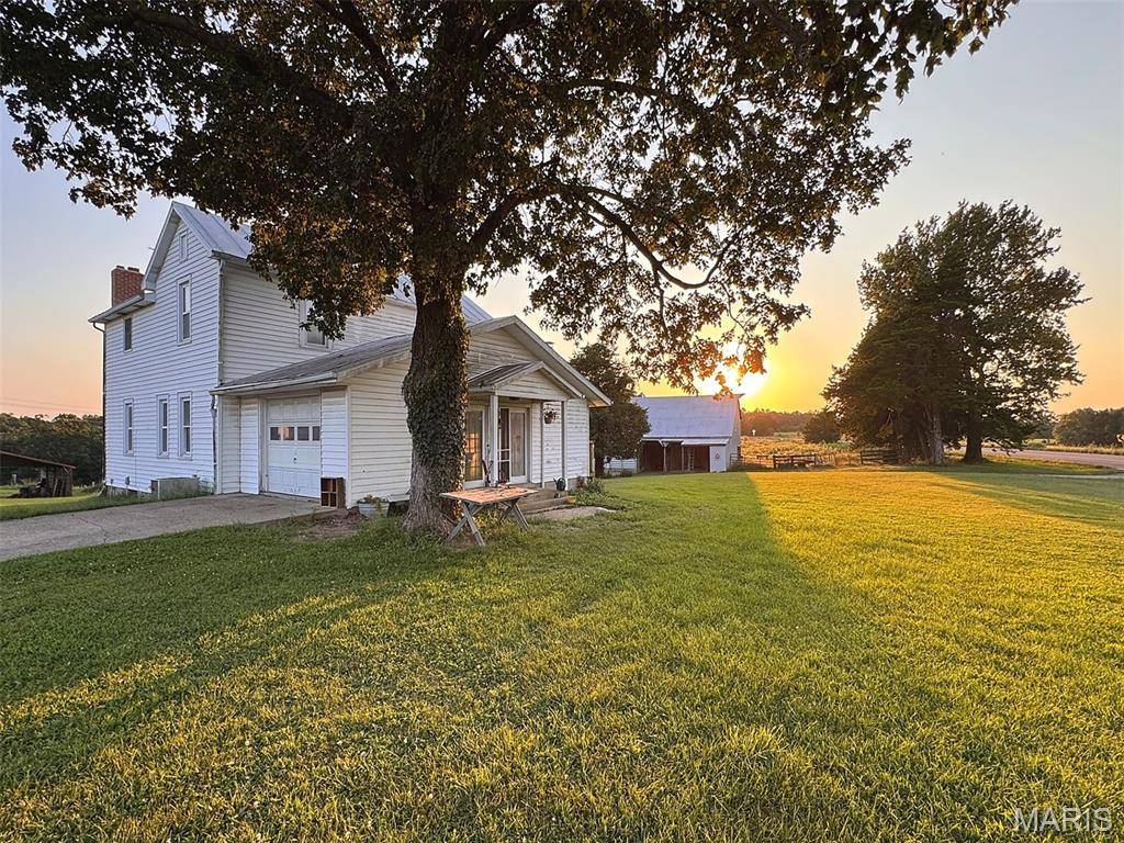4176 Highway E, New Haven, MO 63068
