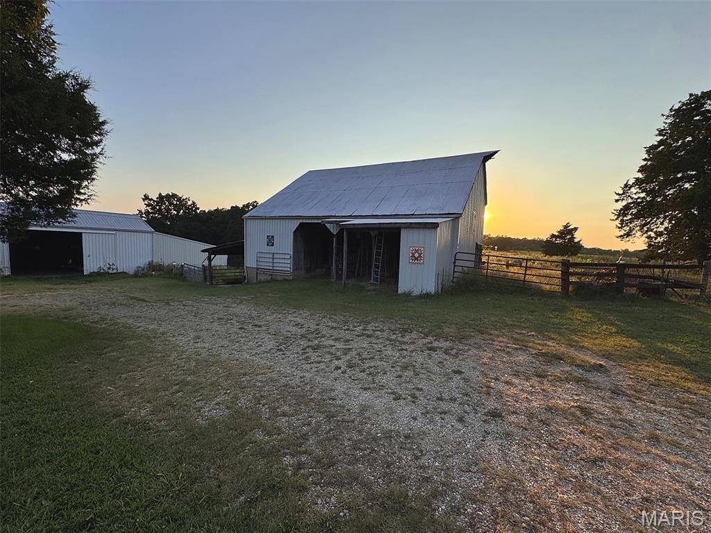 4176 Highway E, New Haven, MO 63068