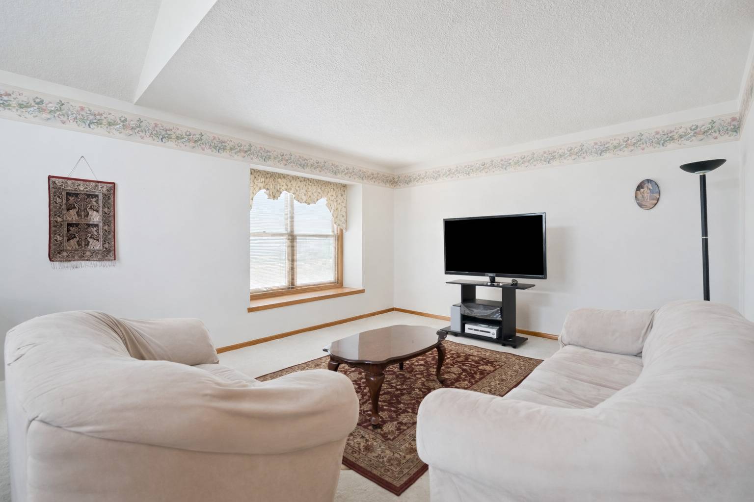 3222 Tower CT, Clinton, IA 52732