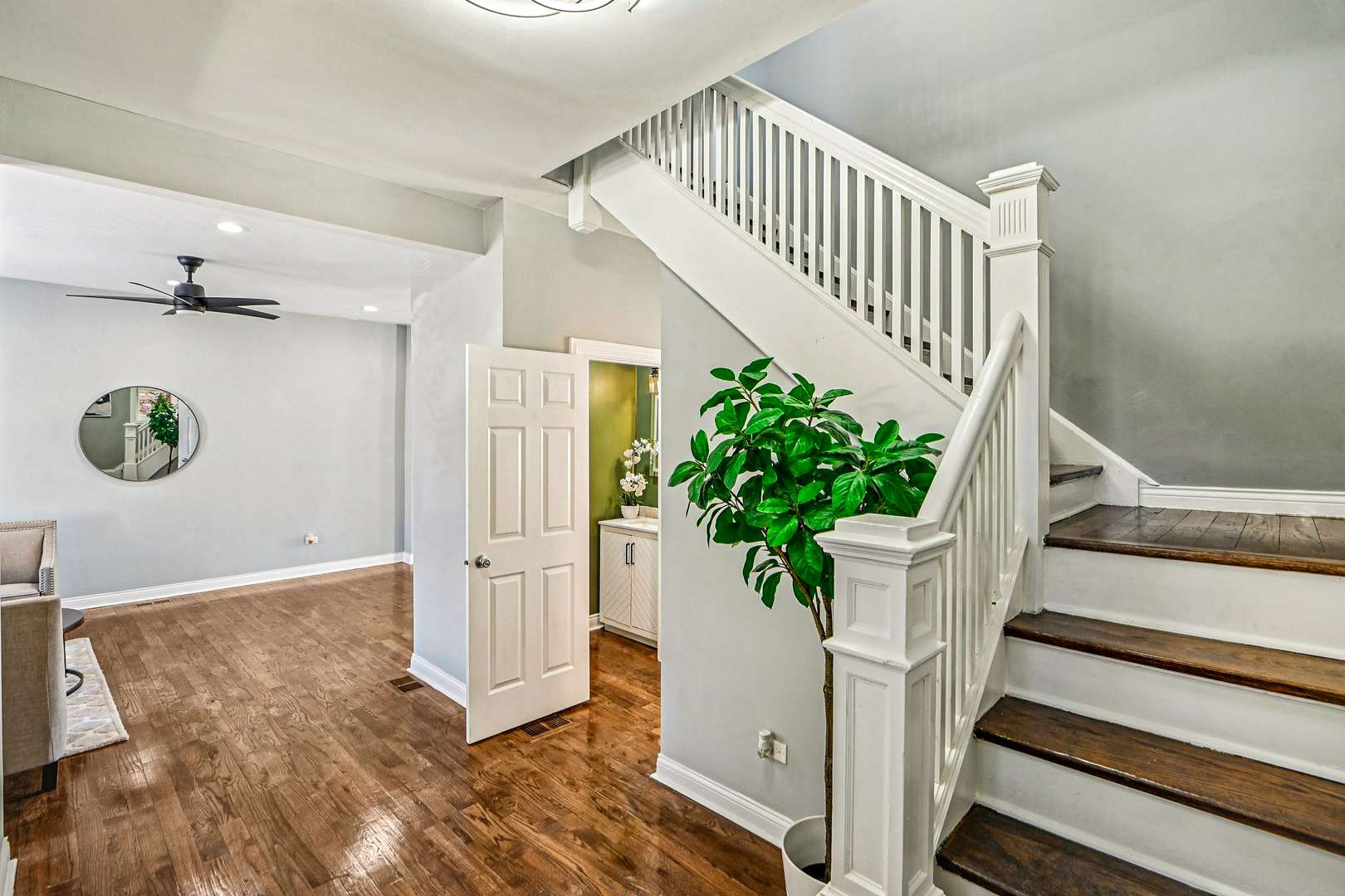 1622 S Central Park AVE, Chicago, IL 60623