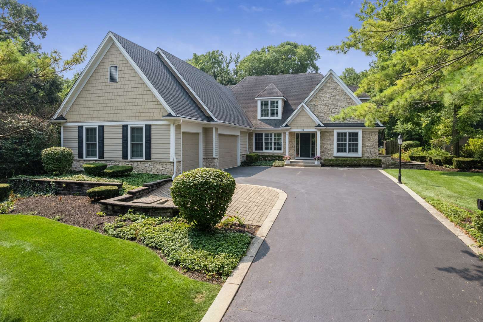 25 Horne ST, St. Charles, IL 60174