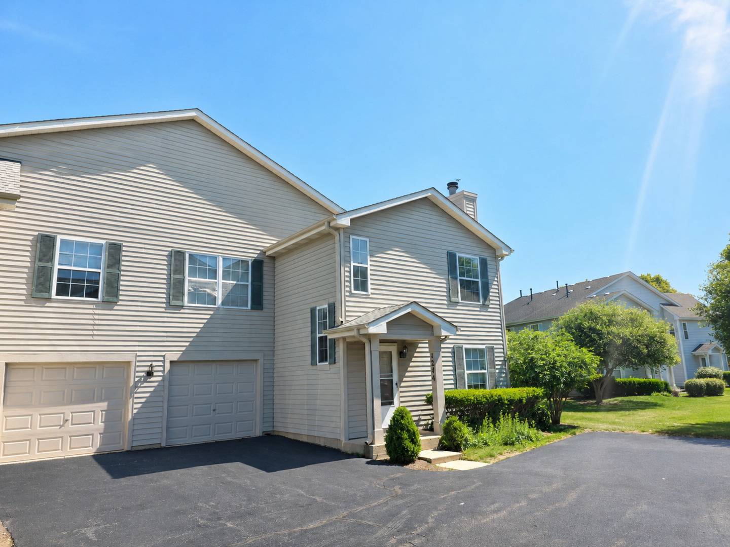 1214 ORLEANS DR #1214, Mundelein, IL 60060