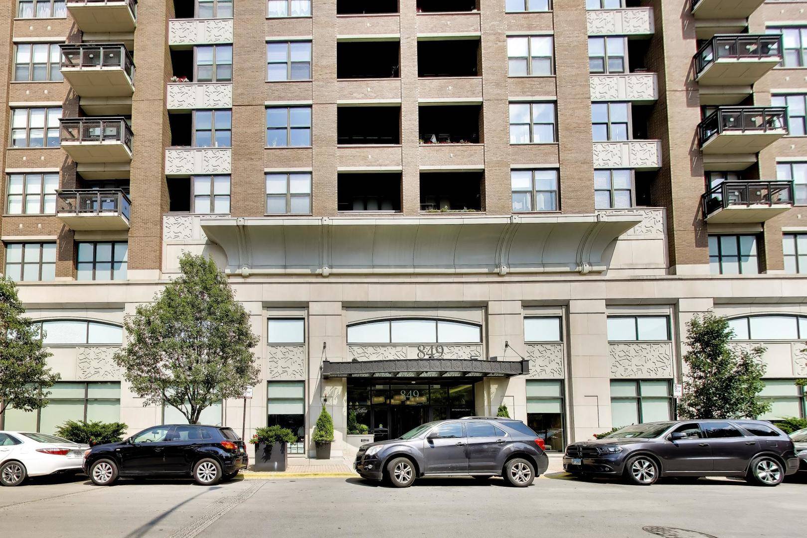 849 N Franklin ST #1009, Chicago, IL 60610