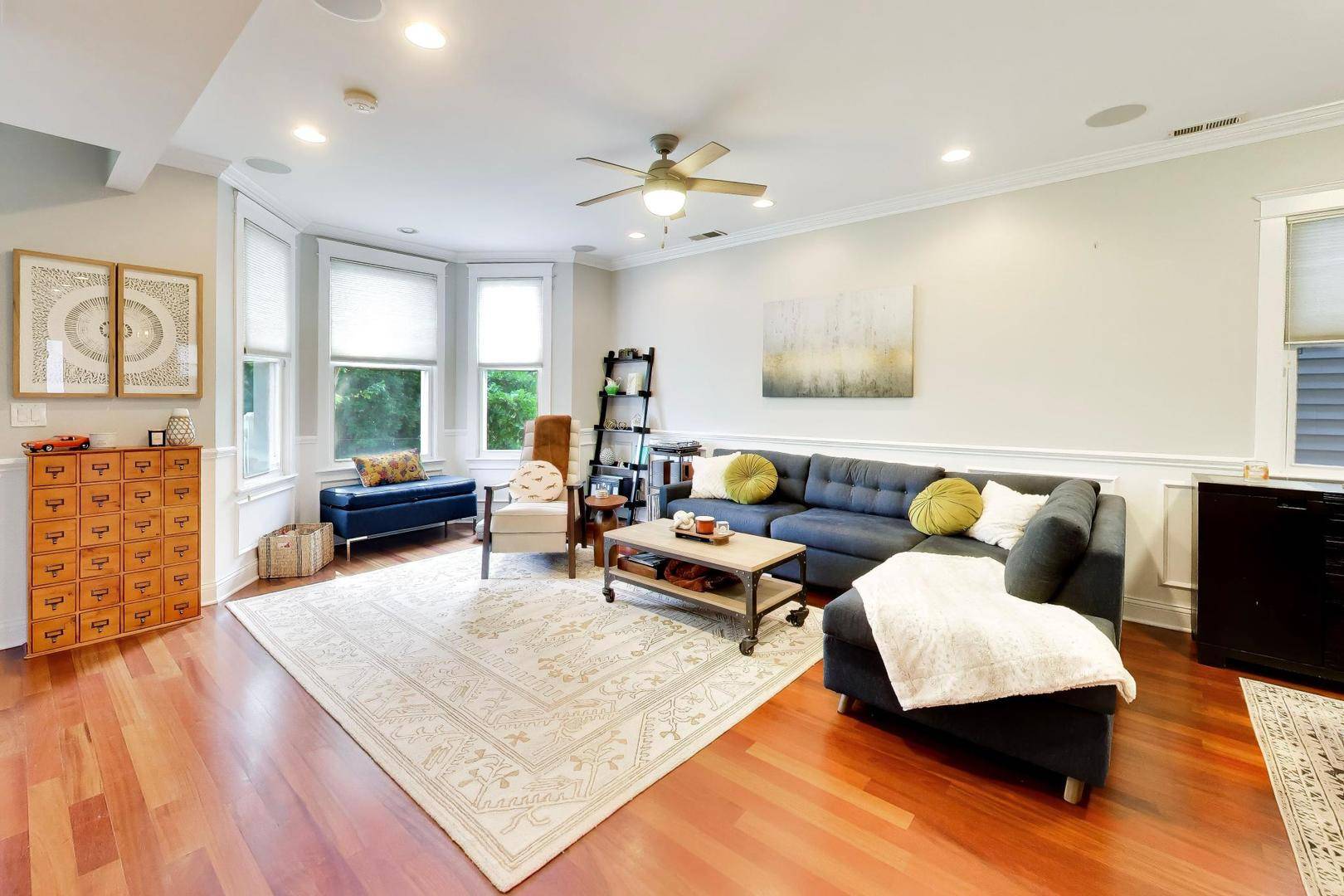 2724 N Marshfield AVE, Chicago, IL 60614
