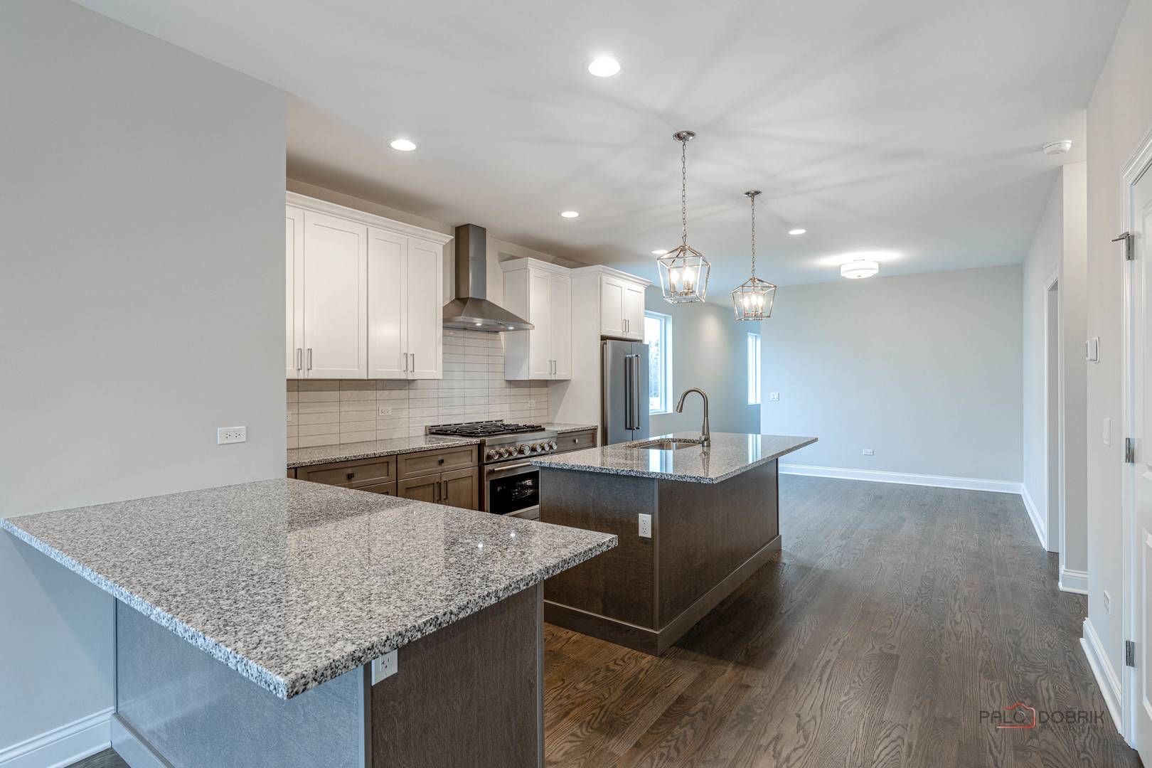 164 Roman LN, Hawthorn Woods, IL 60047