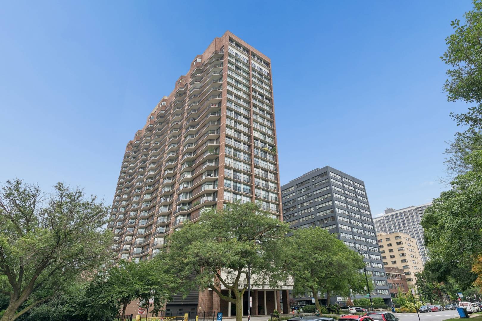 4170 N Marine DR #14K, Chicago, IL 60613