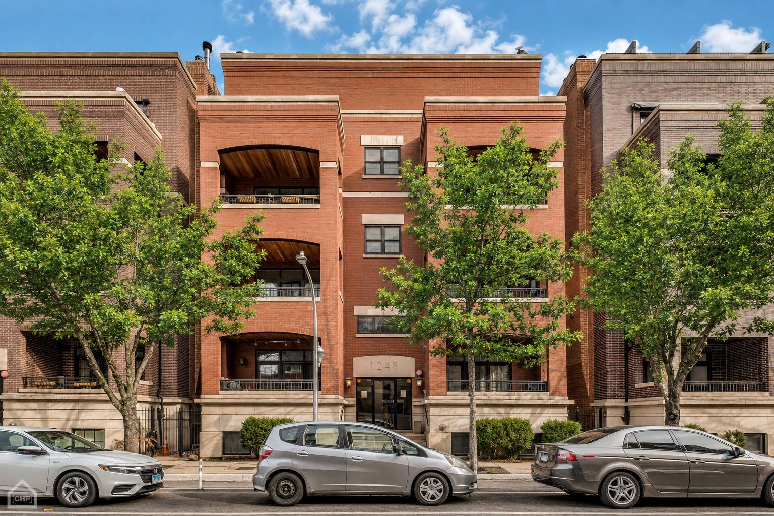 1248 W Jackson BLVD #3W, Chicago, IL 60607