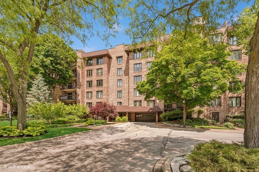 3810 Mission Hills RD #502, Northbrook, IL 60062