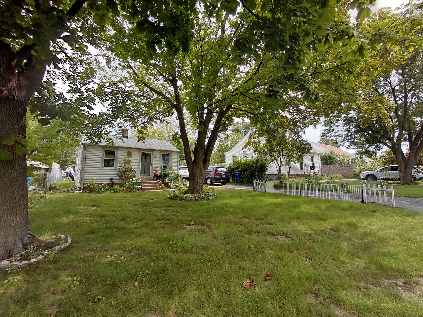 117 Baldwin AVE, Waukegan, IL 60085