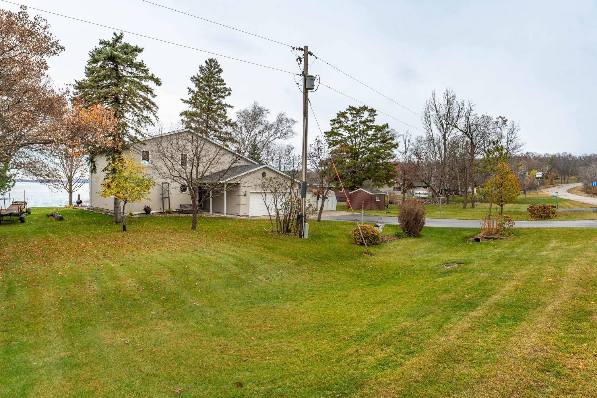 17159 Stalker Lake RD, Battle Lake, MN 56515