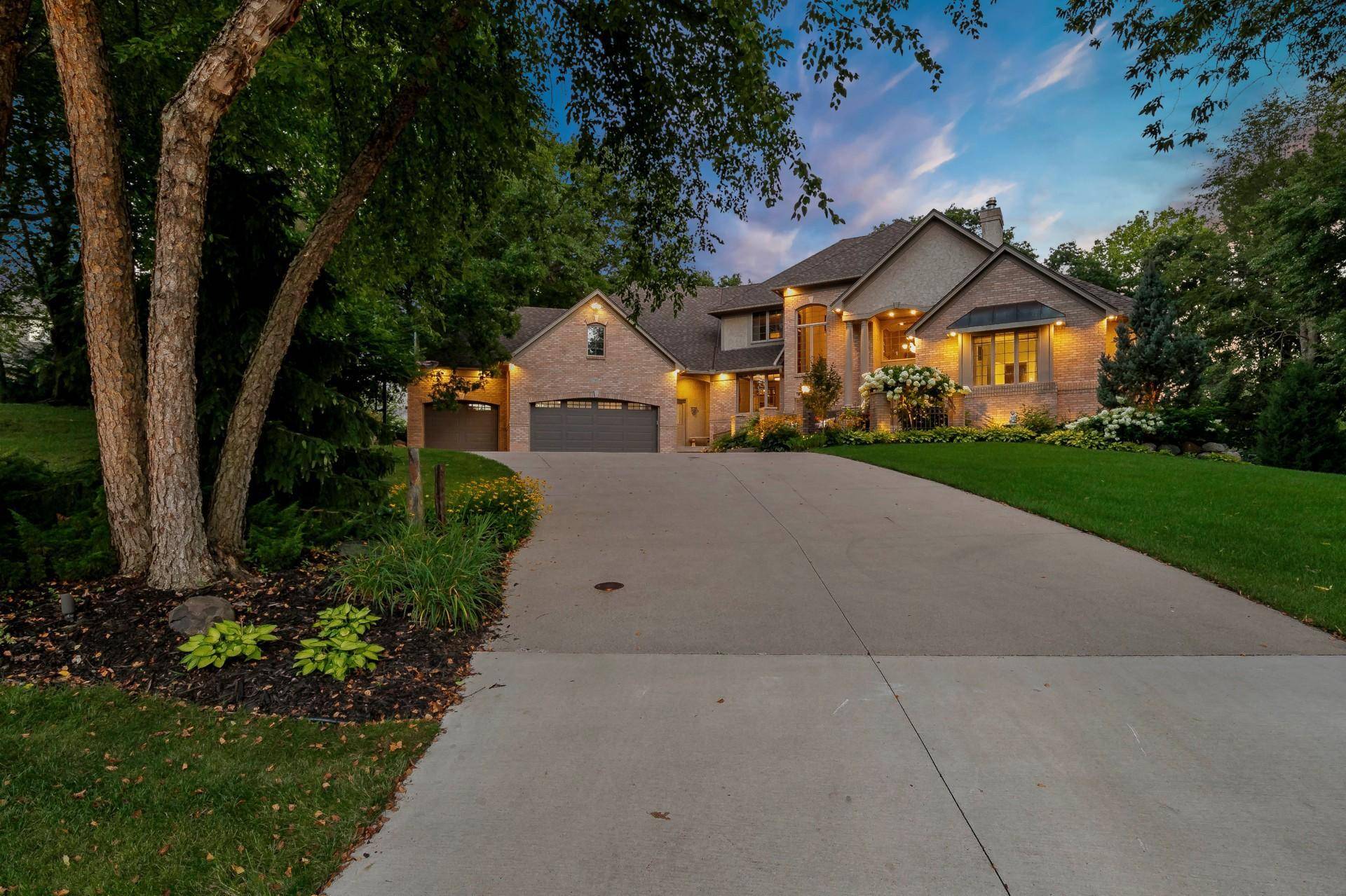 17854 Lanesboro CT, Lakeville, MN 55044