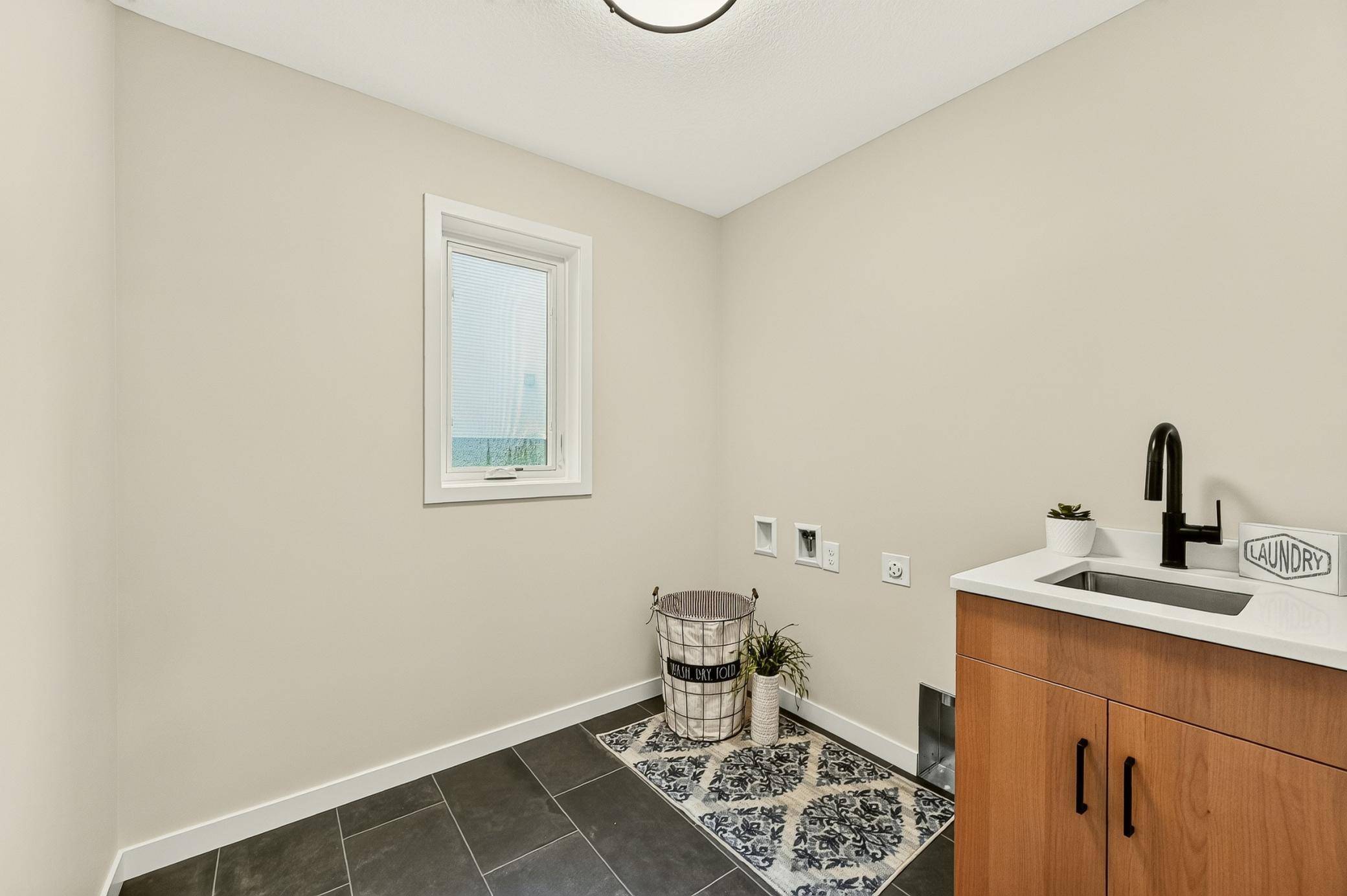 3449 Stonehedge DR NE, Rochester, MN 55906