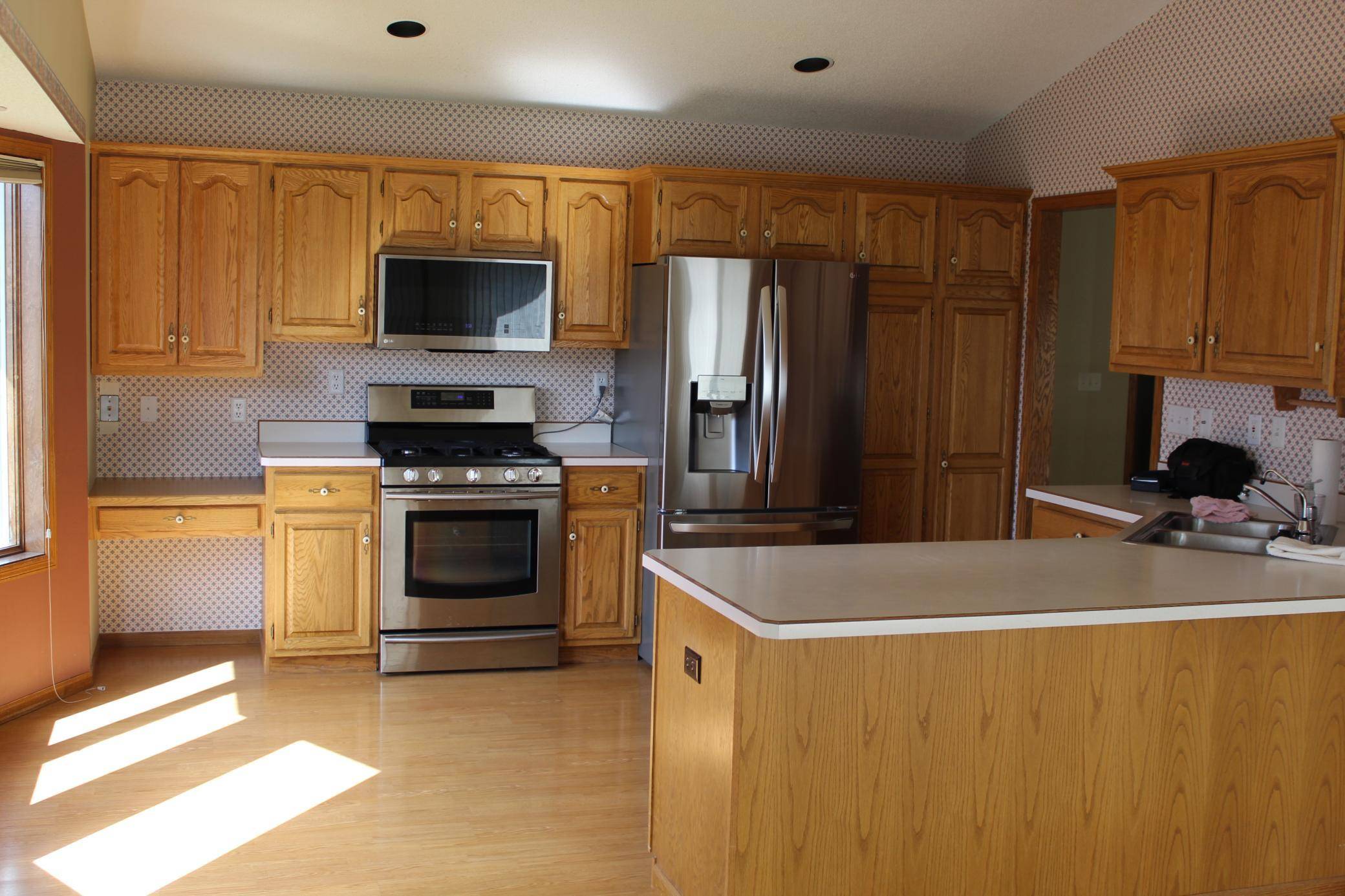 1617 Alvina ST, Red Wing, MN 55066