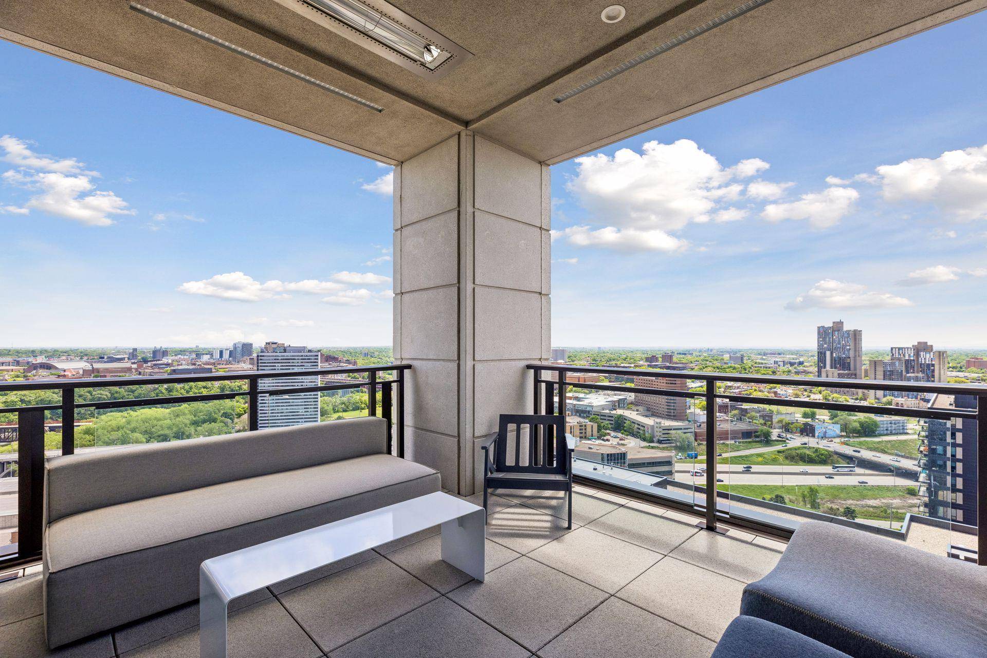 1111 W River Pkwy #23D, Minneapolis, MN 55415