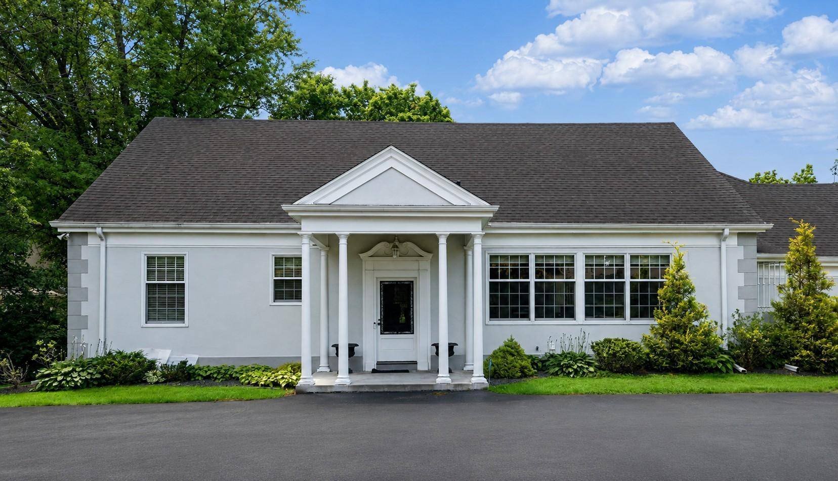 480 Highcroft RD, Wayzata, MN 55391