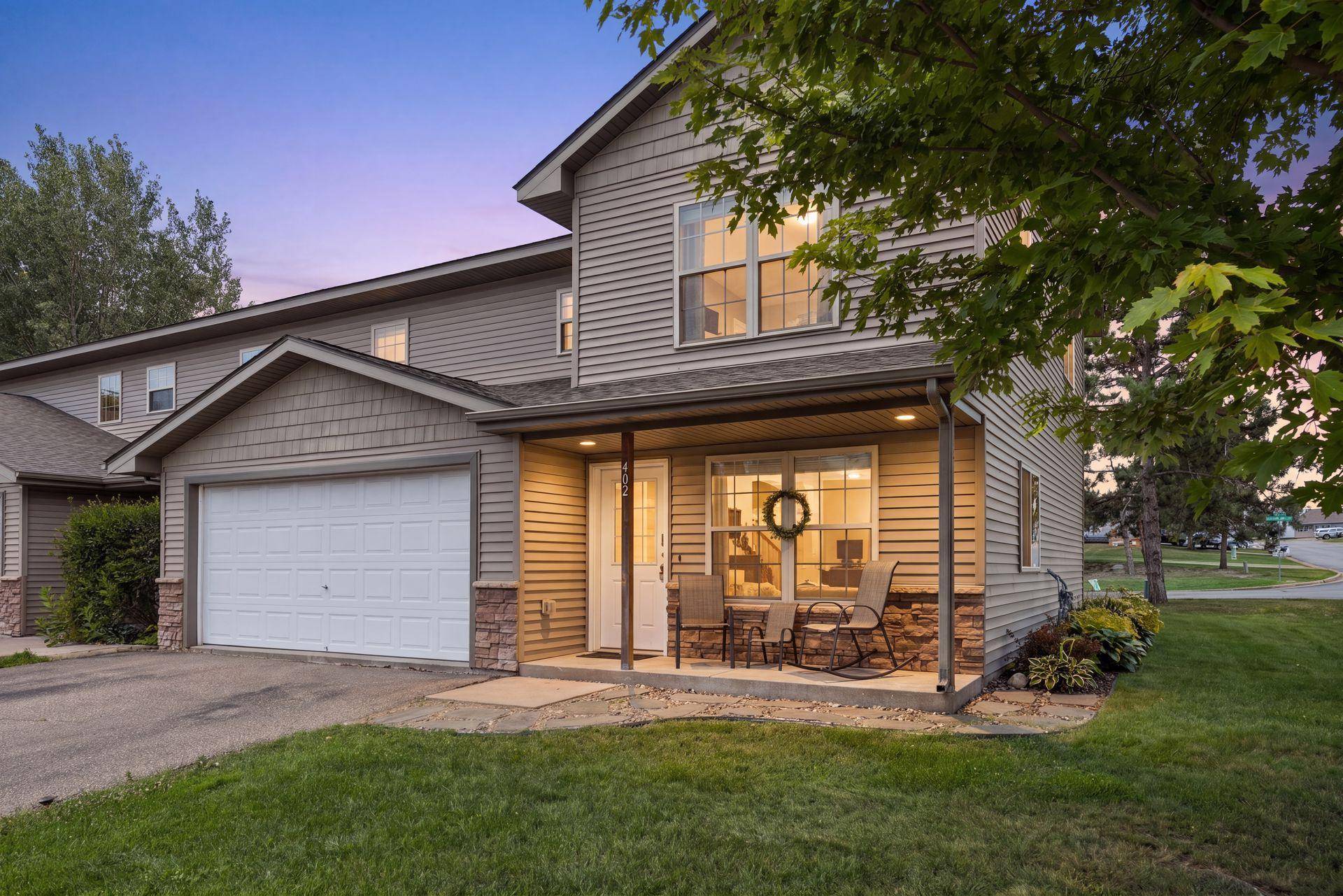 402 Sierra PL, Roberts, WI 54023