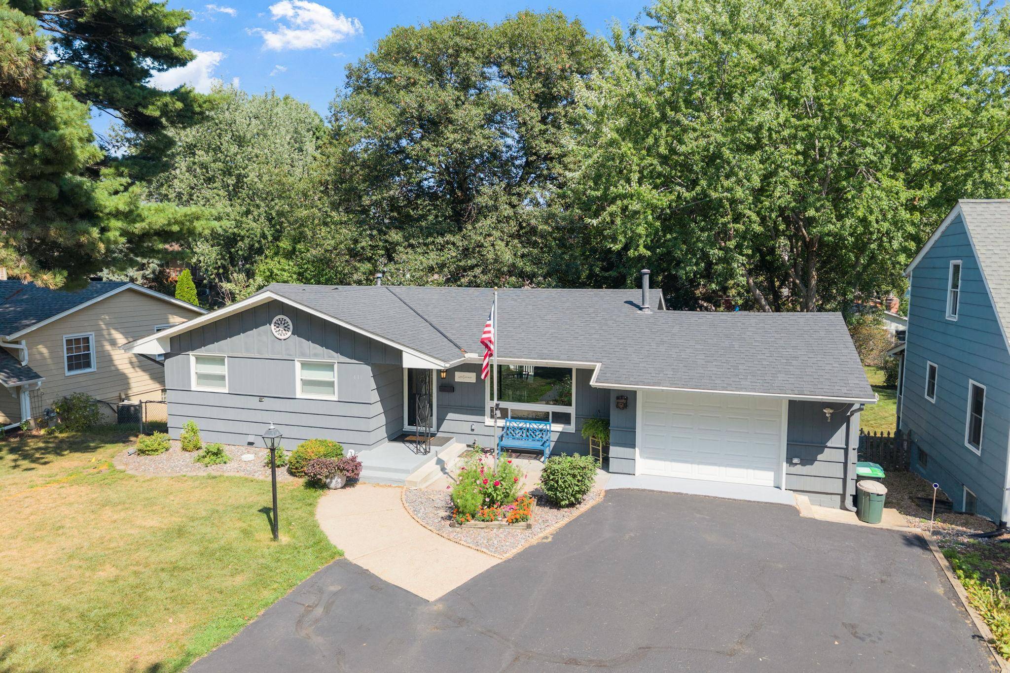 411 Van Buren AVE S, Edina, MN 55343
