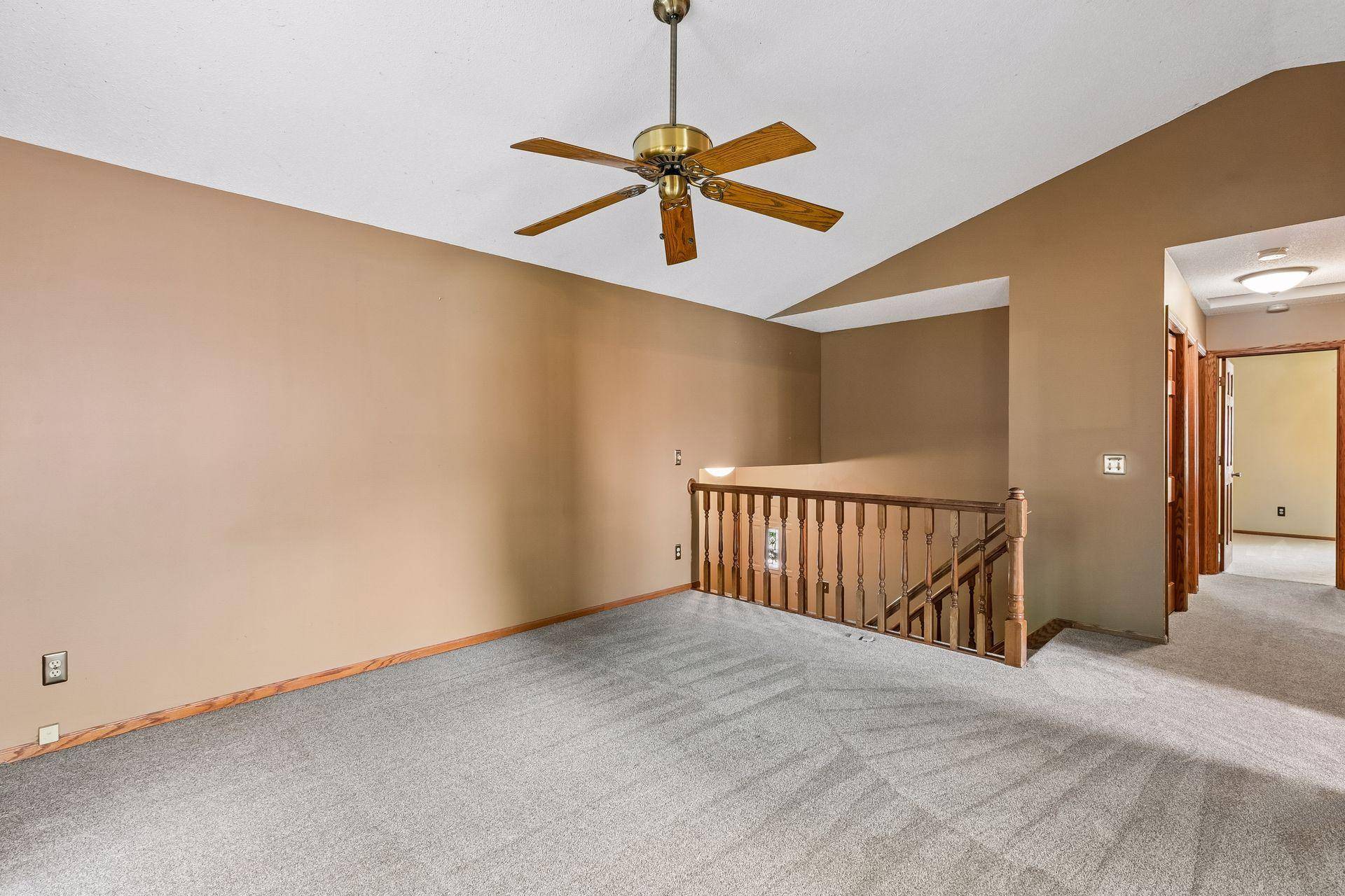 13225 Court PL, Burnsville, MN 55337