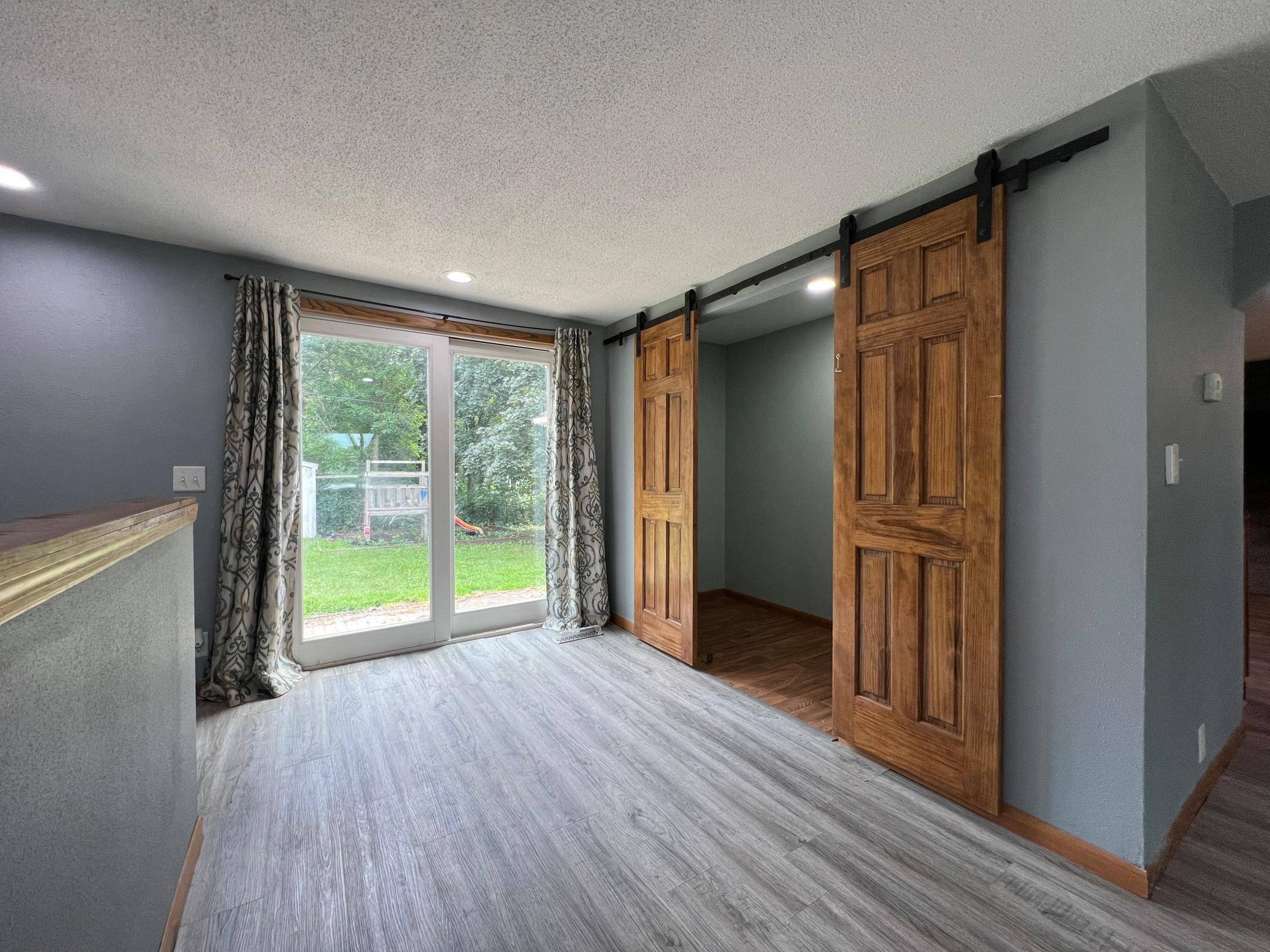 1310 N 6th ST N, Montevideo, MN 56265