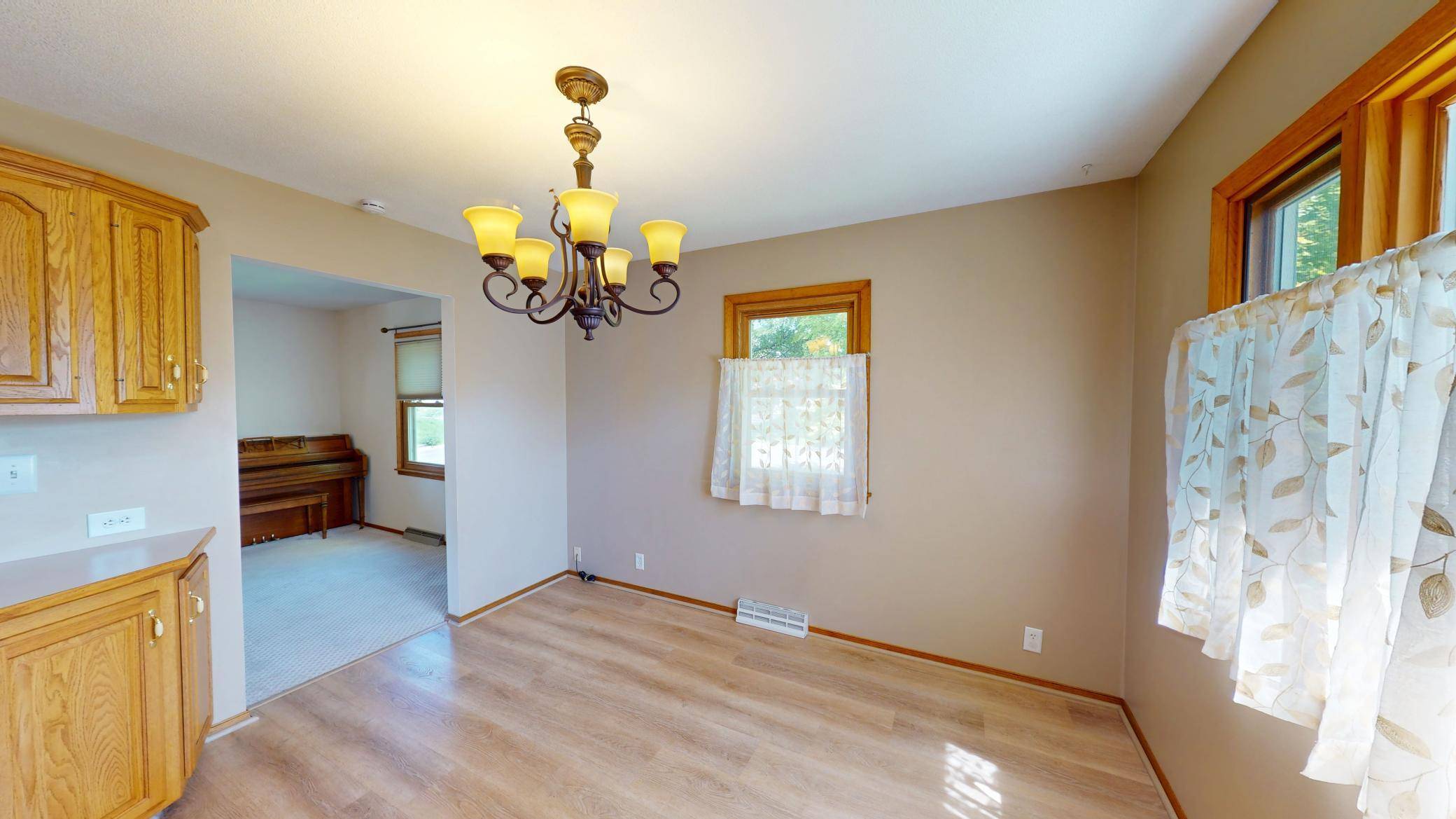 902 3rd AVE S, Albert Lea, MN 56007