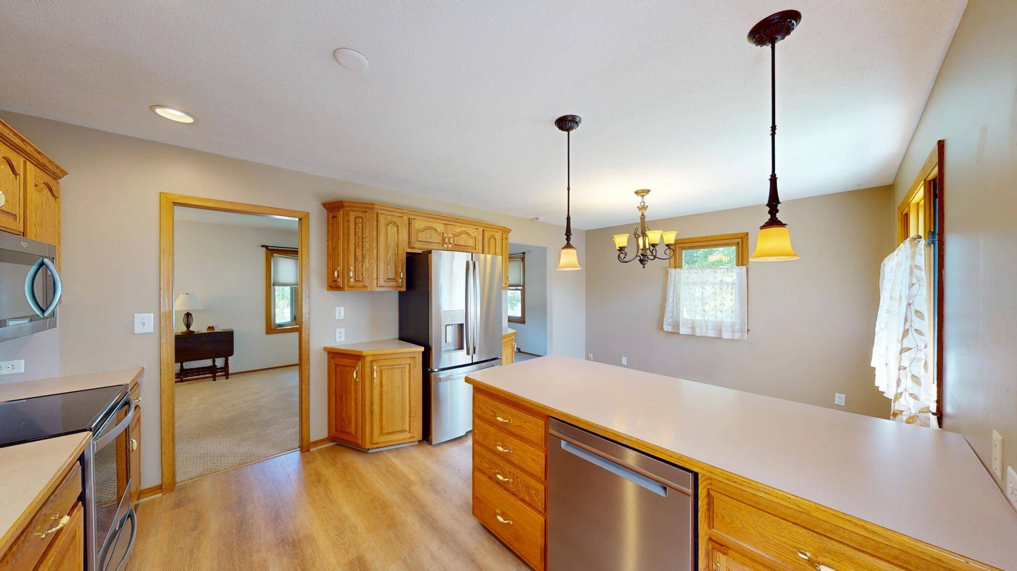 902 3rd AVE S, Albert Lea, MN 56007