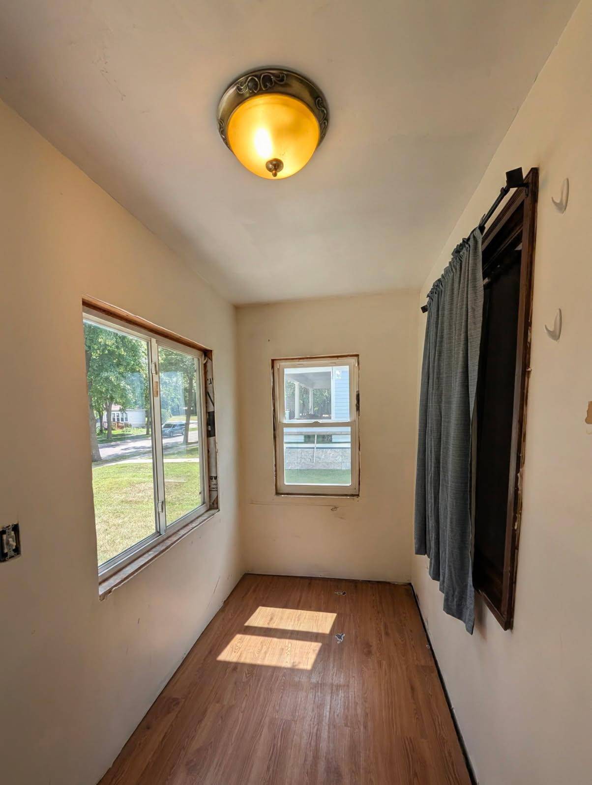 409 S 6th ST, Montevideo, MN 56265