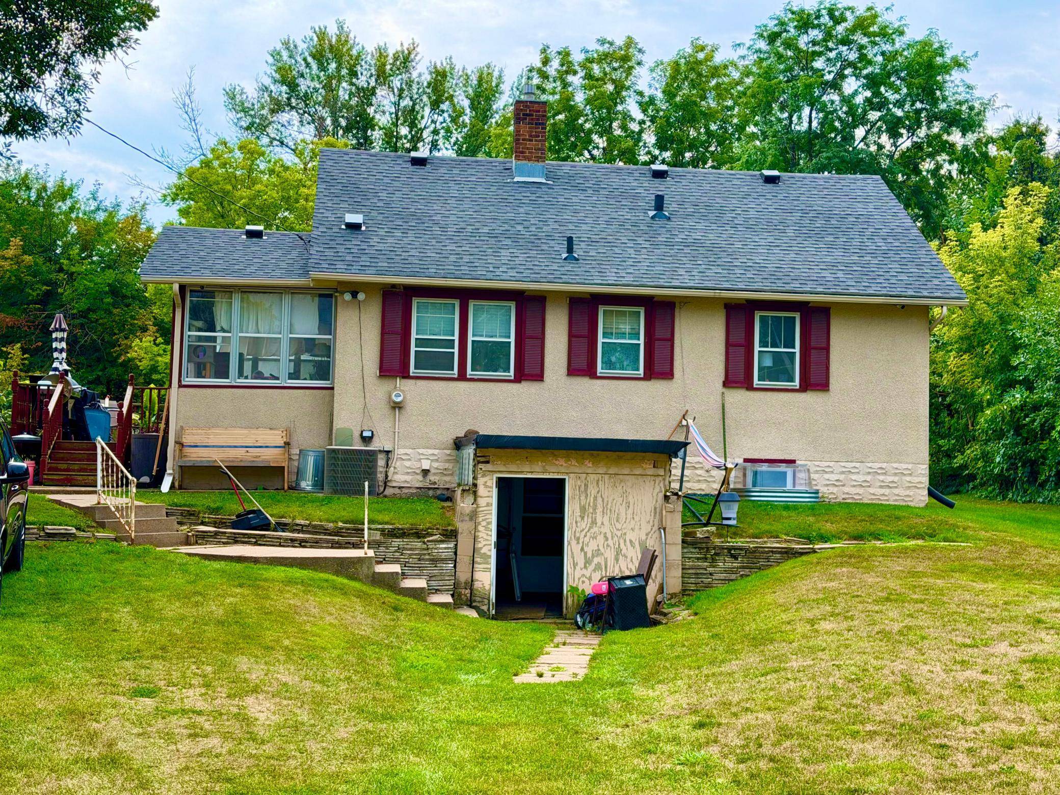 514 State ST E, Cannon Falls, MN 55009
