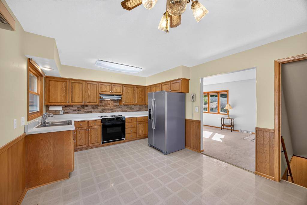 2817 15th AVE NW, Rochester, MN 55901