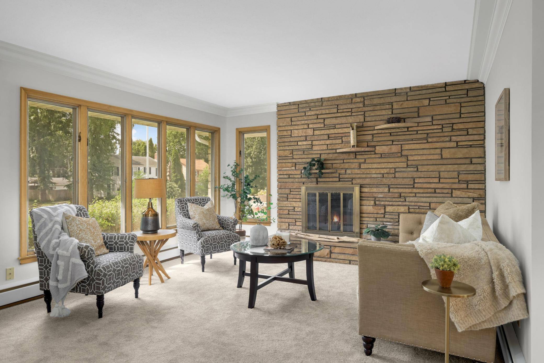 1009 Orange AVE E, Saint Paul, MN 55106