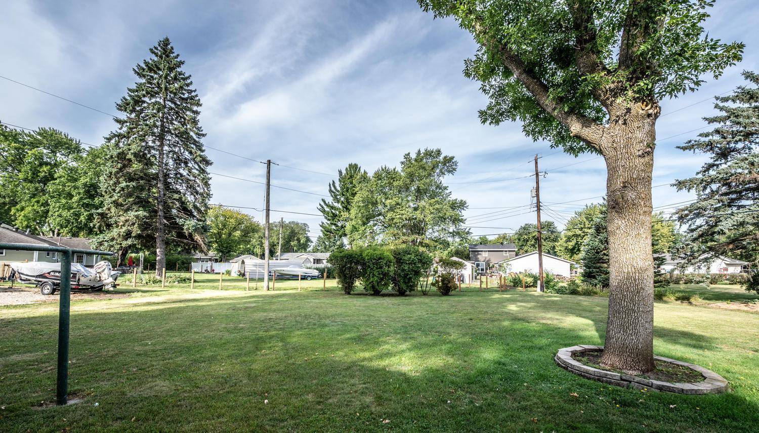 1202 Sunnyside DR, Farmington, MN 55024