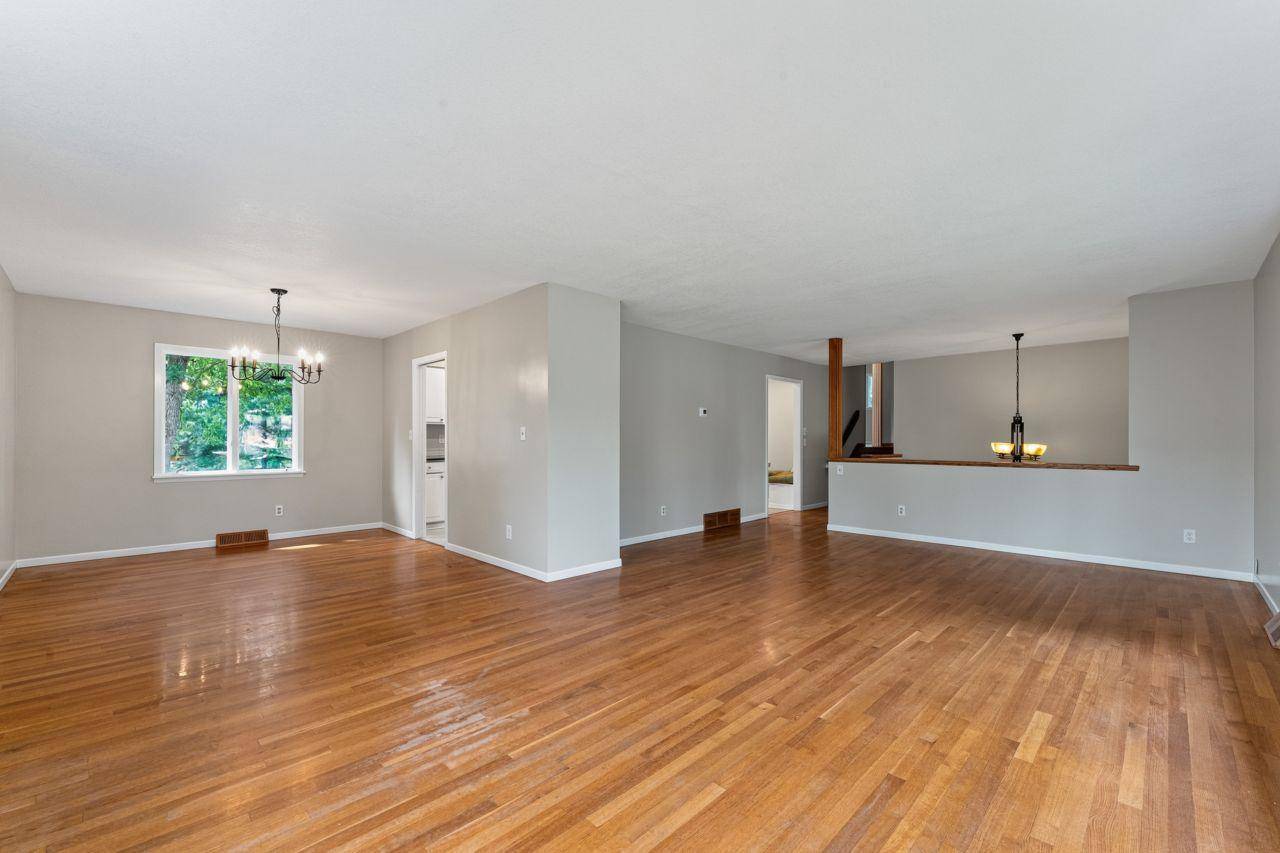 828 Fremont ST E, Northfield, MN 55057