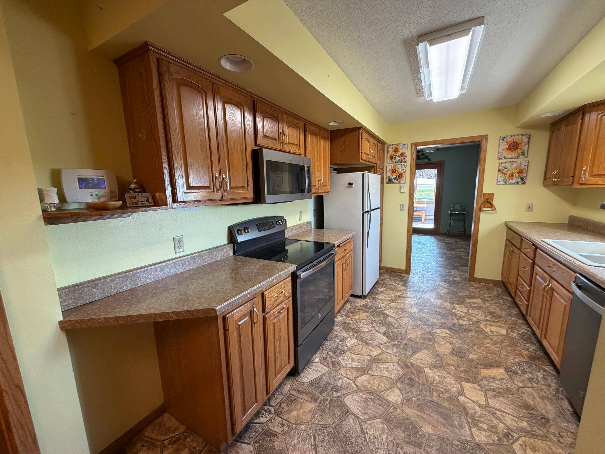 6659 122nd AVE SE, Lisbon, ND 58054