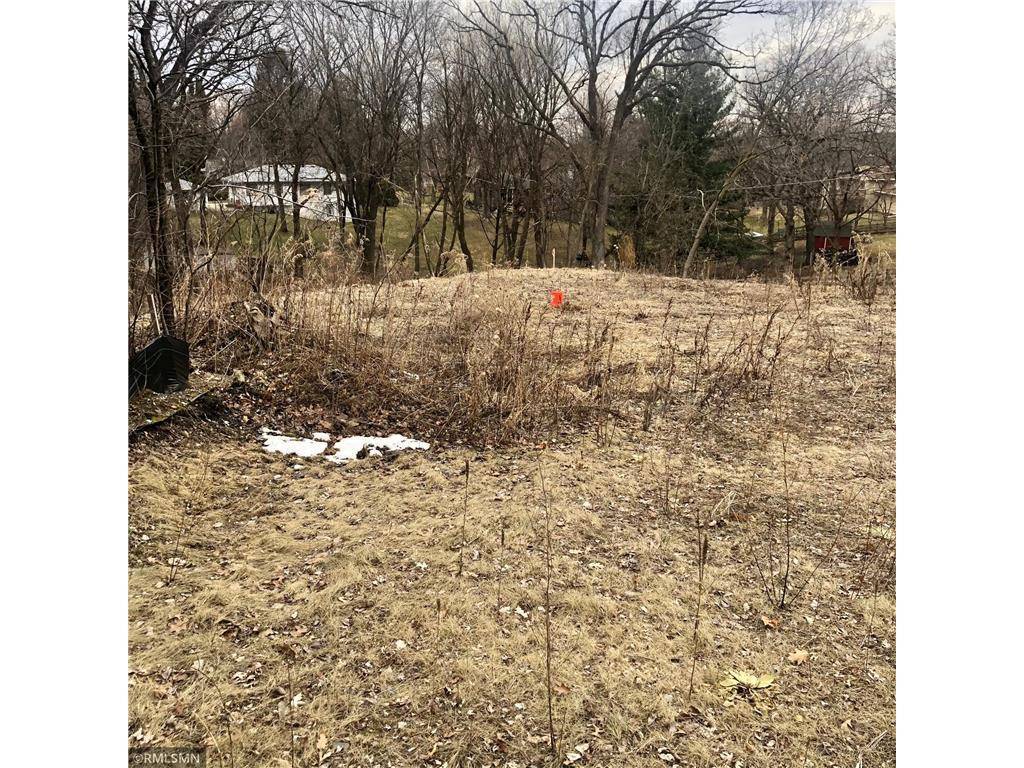 14920 Sharon LN, Burnsville, MN 55306