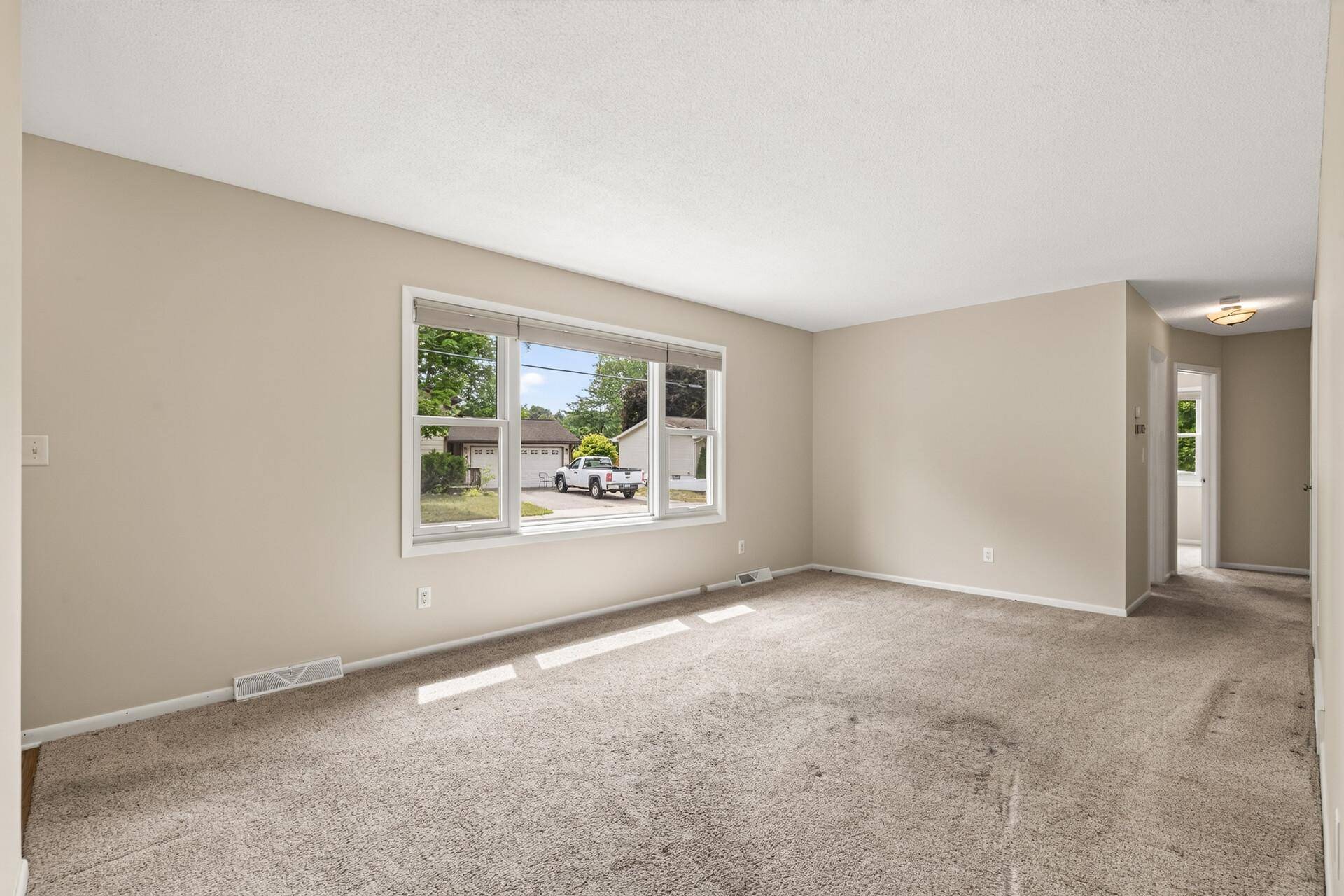 4638 Bedford RD, Mound, MN 55364