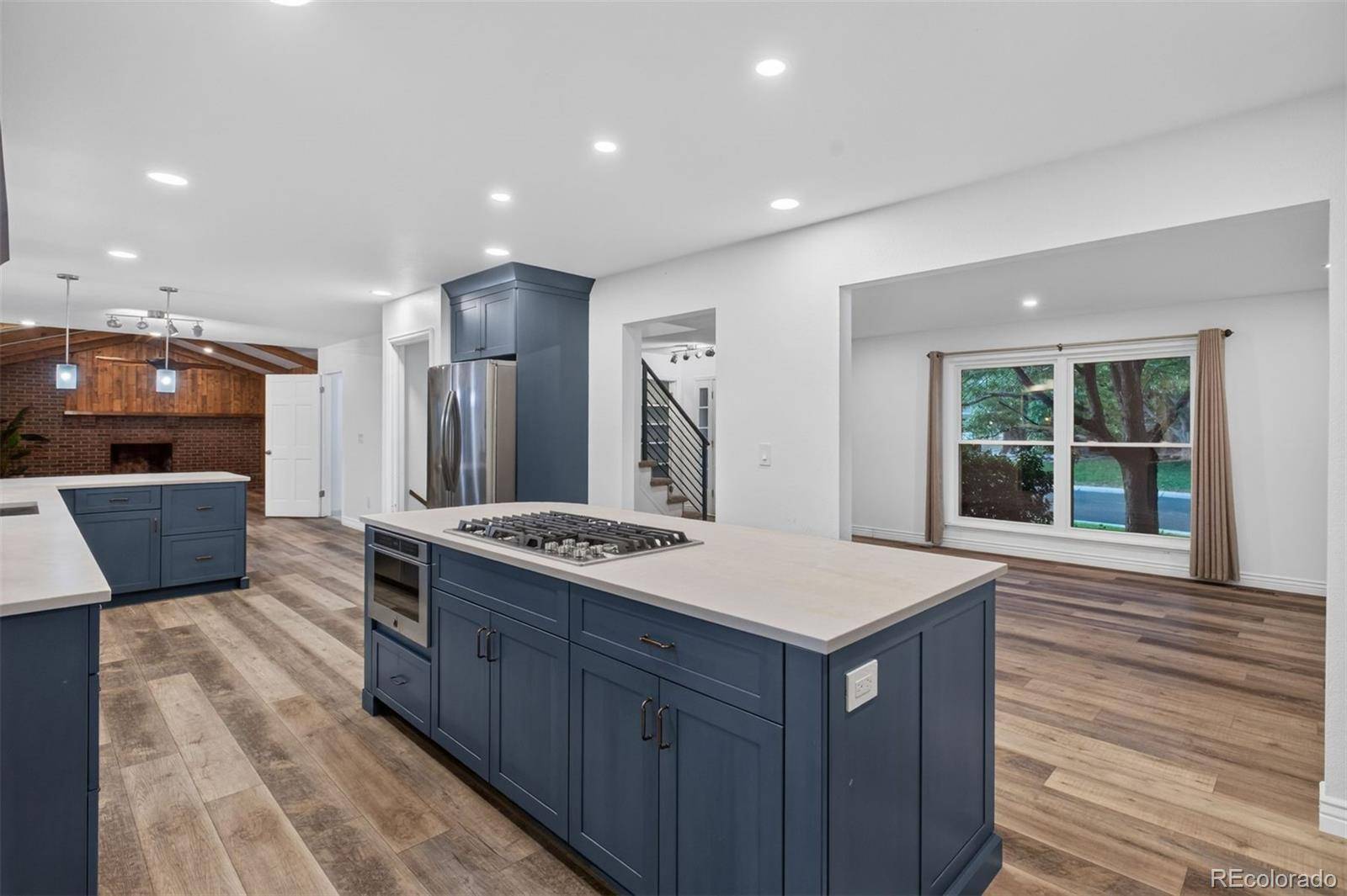 10562 E Maplewood DR, Englewood, CO 80111