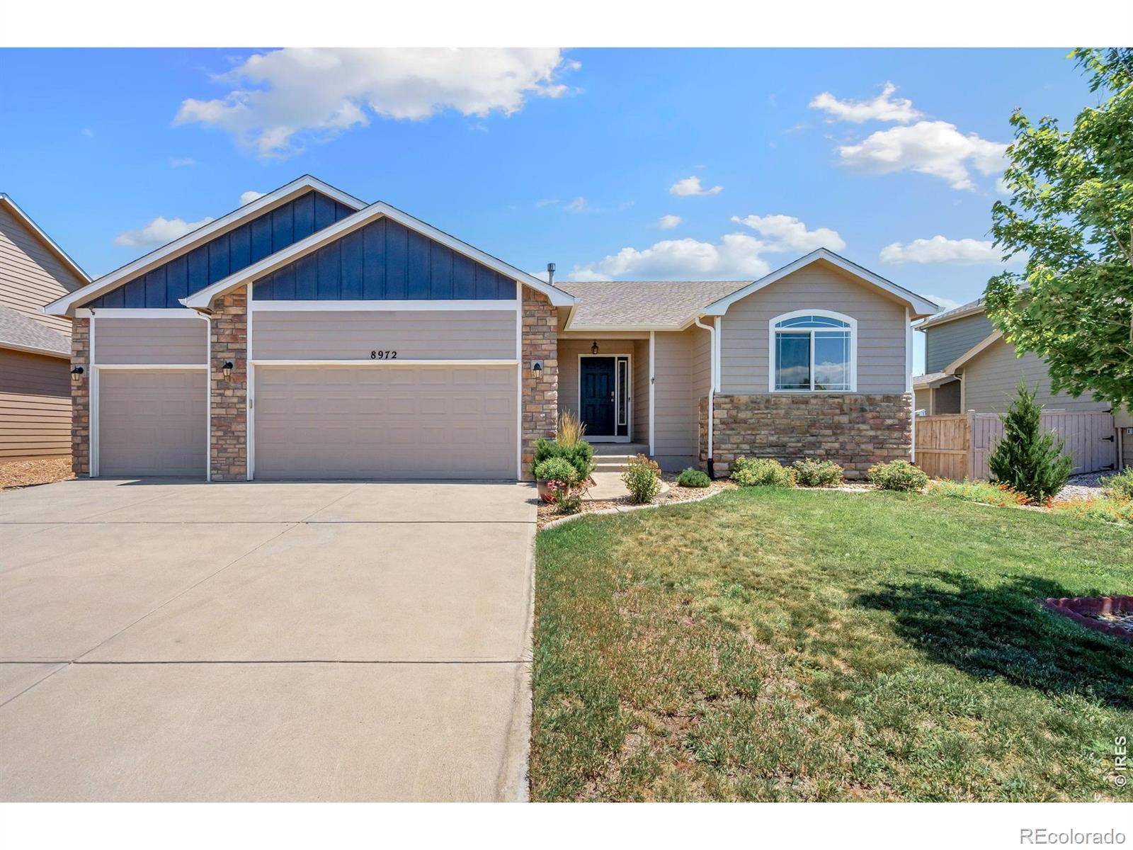8972 Raging Bull LN, Wellington, CO 80549