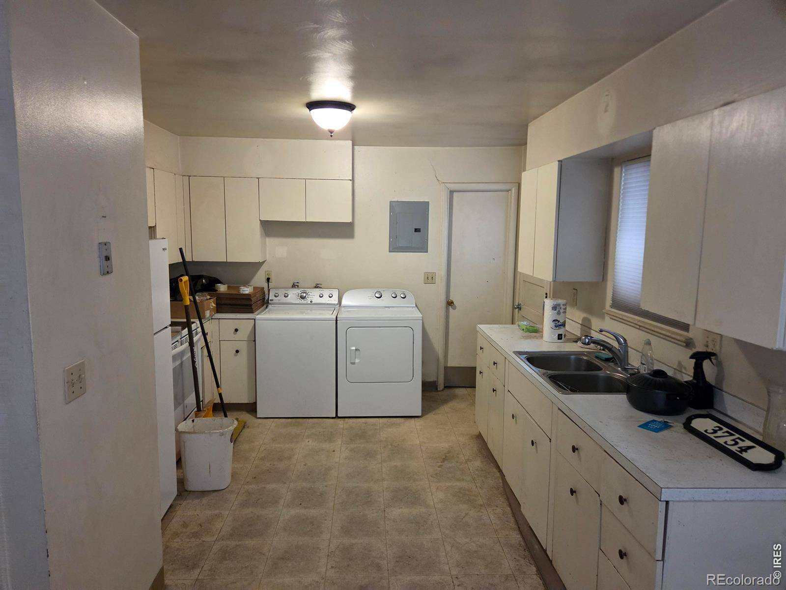 3754 S Inca ST, Englewood, CO 80110