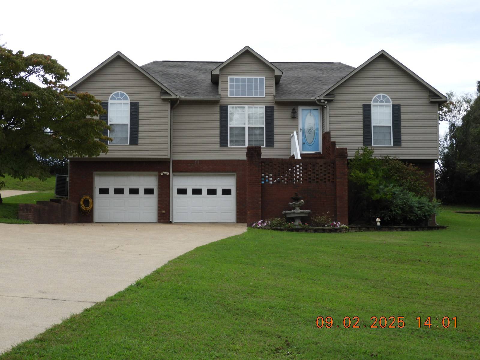 1325 Matthew Ave, Lawrenceburg, TN 38464